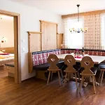 Eisbauer Farm stay