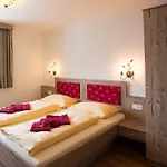 Farm stay Eisbauer