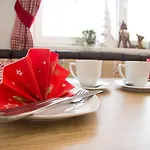 Farm stay Eisbauer *