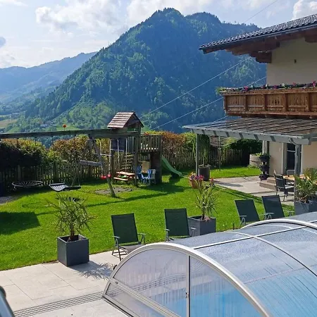 Eisbauer Farm stay