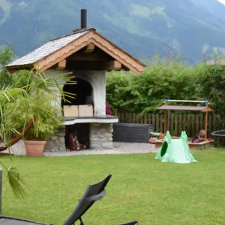 Eisbauer Фермерский дом *